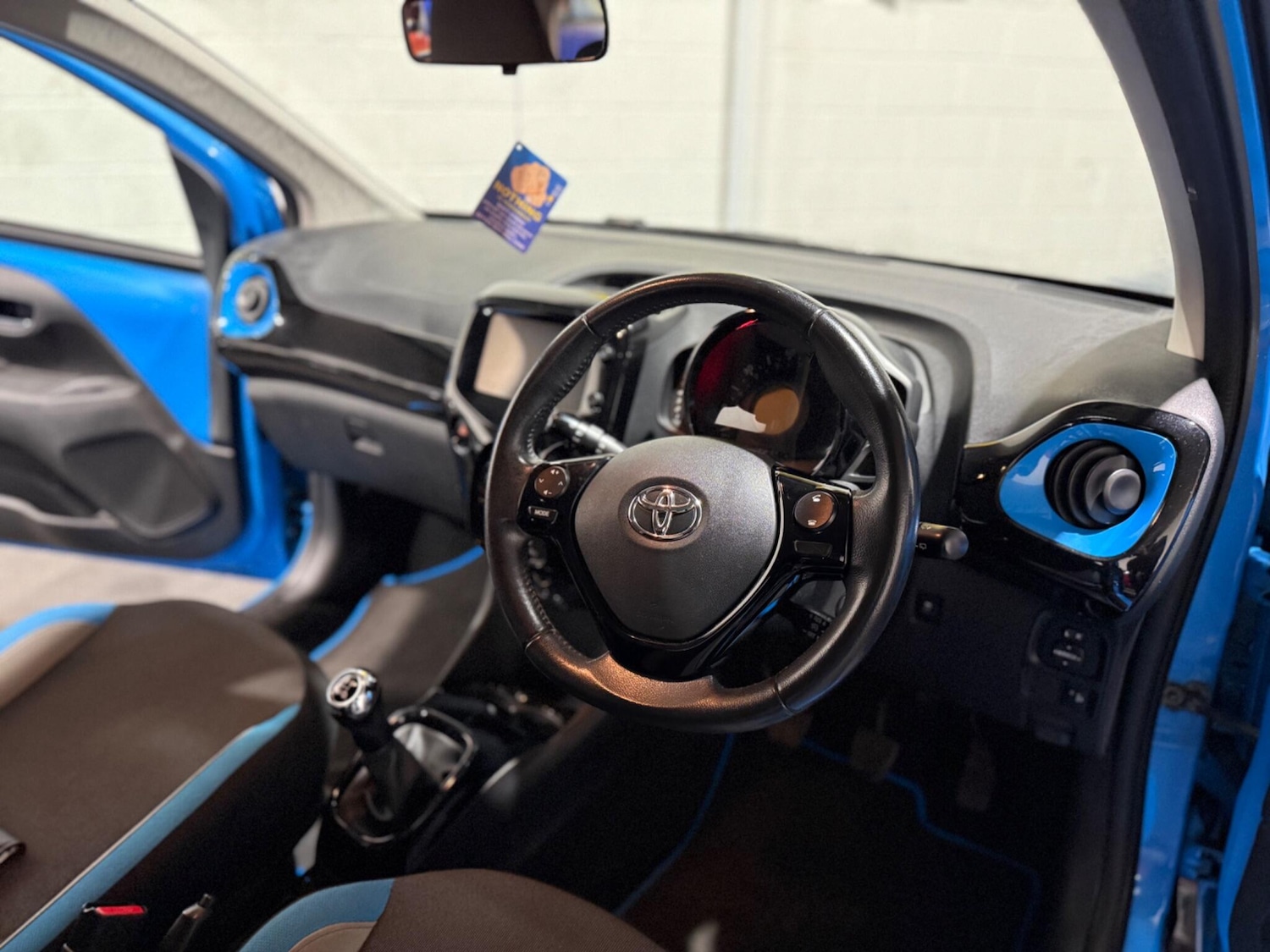 Used Toyota AYGO 2016 for sale - 76735195: Photo 36