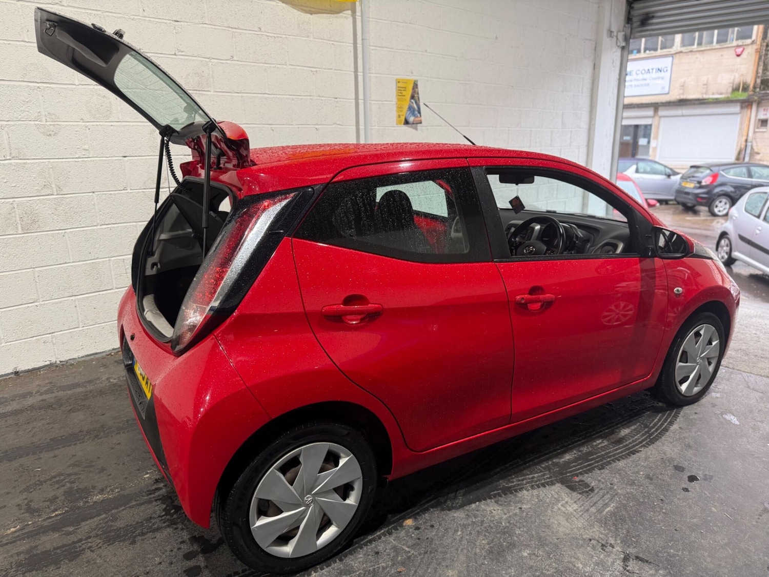 Used Toyota AYGO 2016 for sale - 76996156: Photo 21