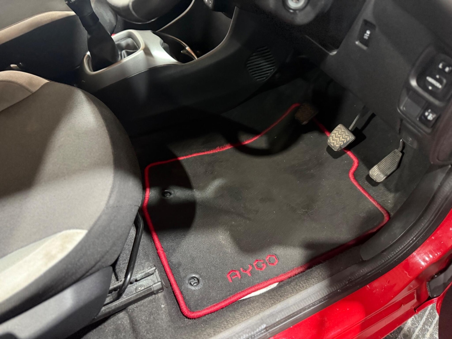 Used Toyota AYGO 2016 for sale - 76996156: Photo 47