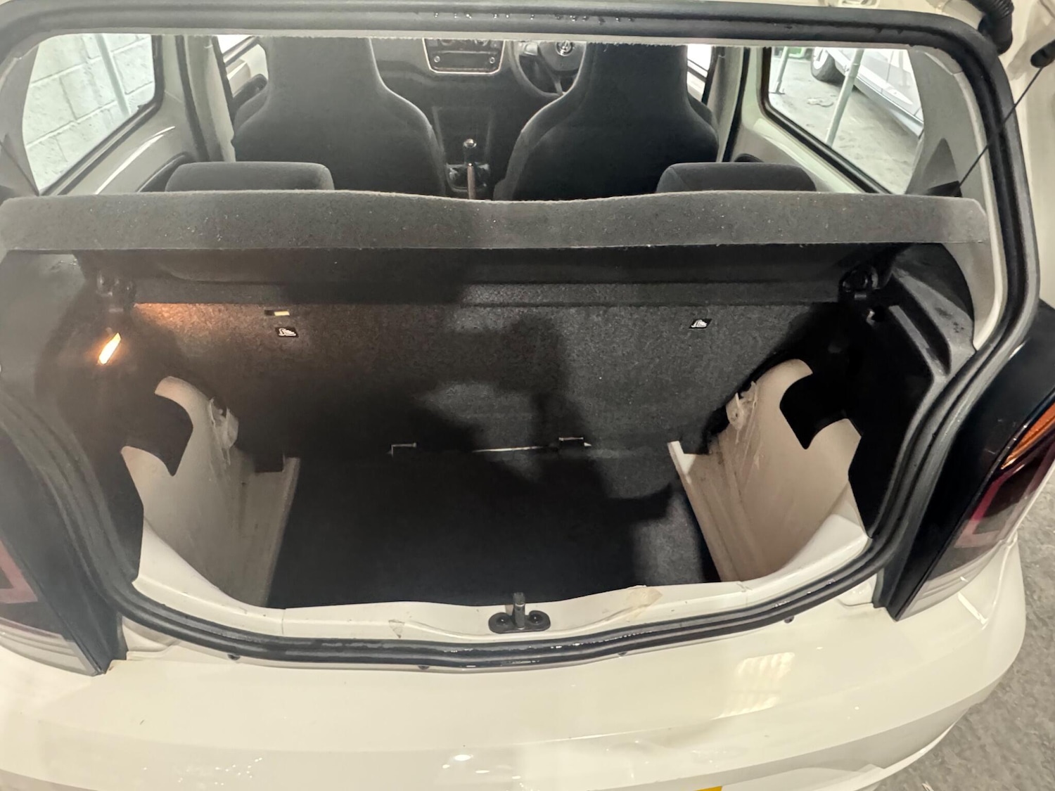 Used Volkswagen up! for sale - 77853550: Photo 31