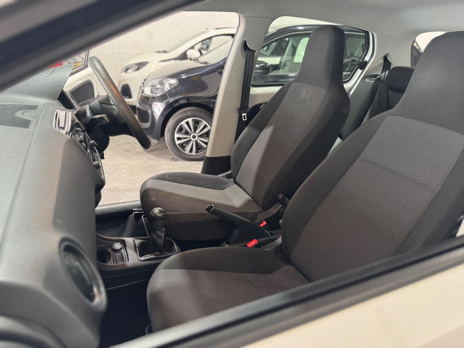 Used Volkswagen up! for sale - 77853550: Photo 33