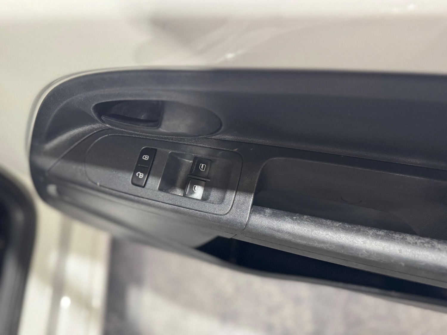 Used Volkswagen up! for sale - 77853550: Photo 37