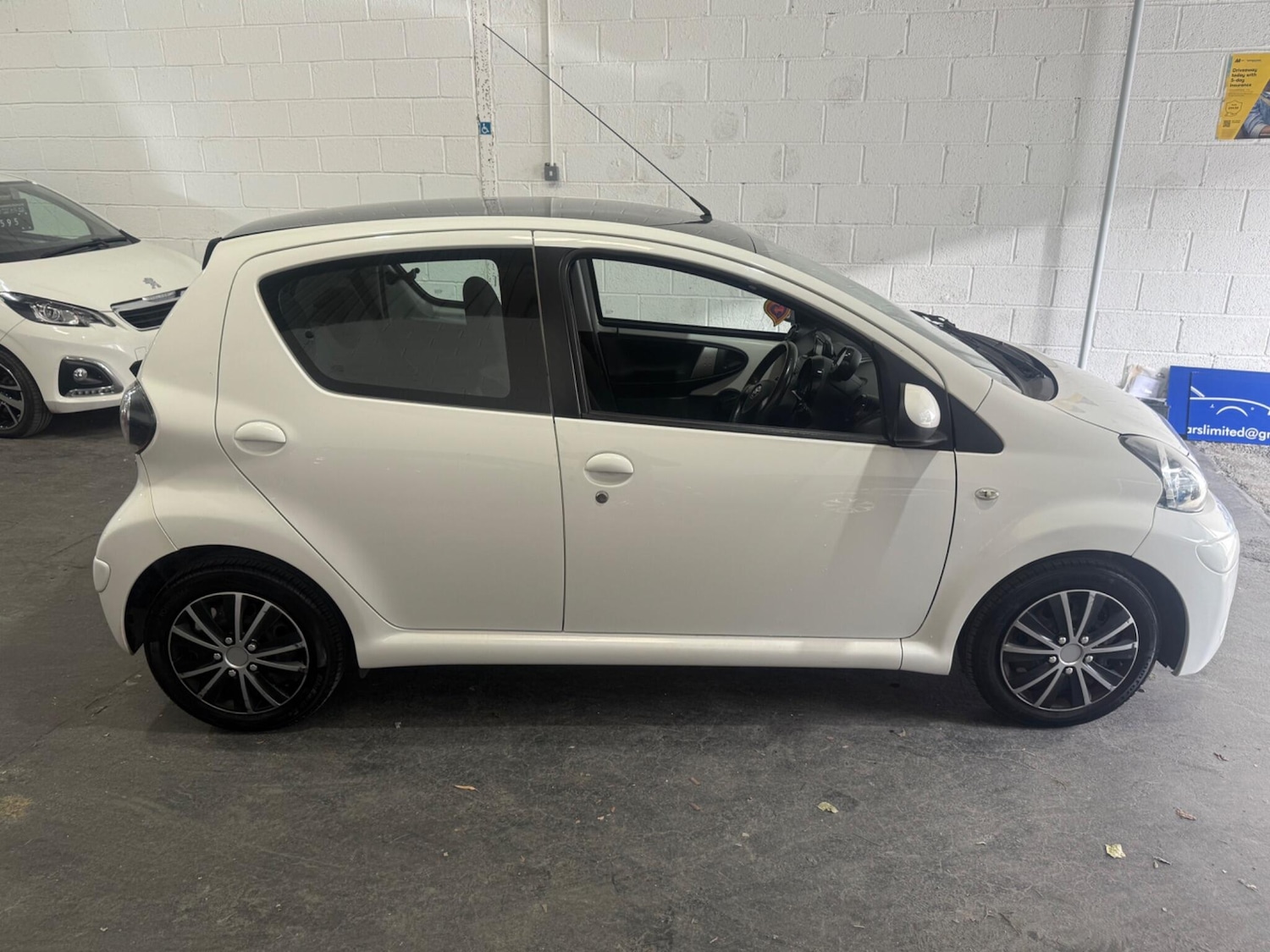 Used Toyota AYGO 2014 for sale - 76043180: Photo 19