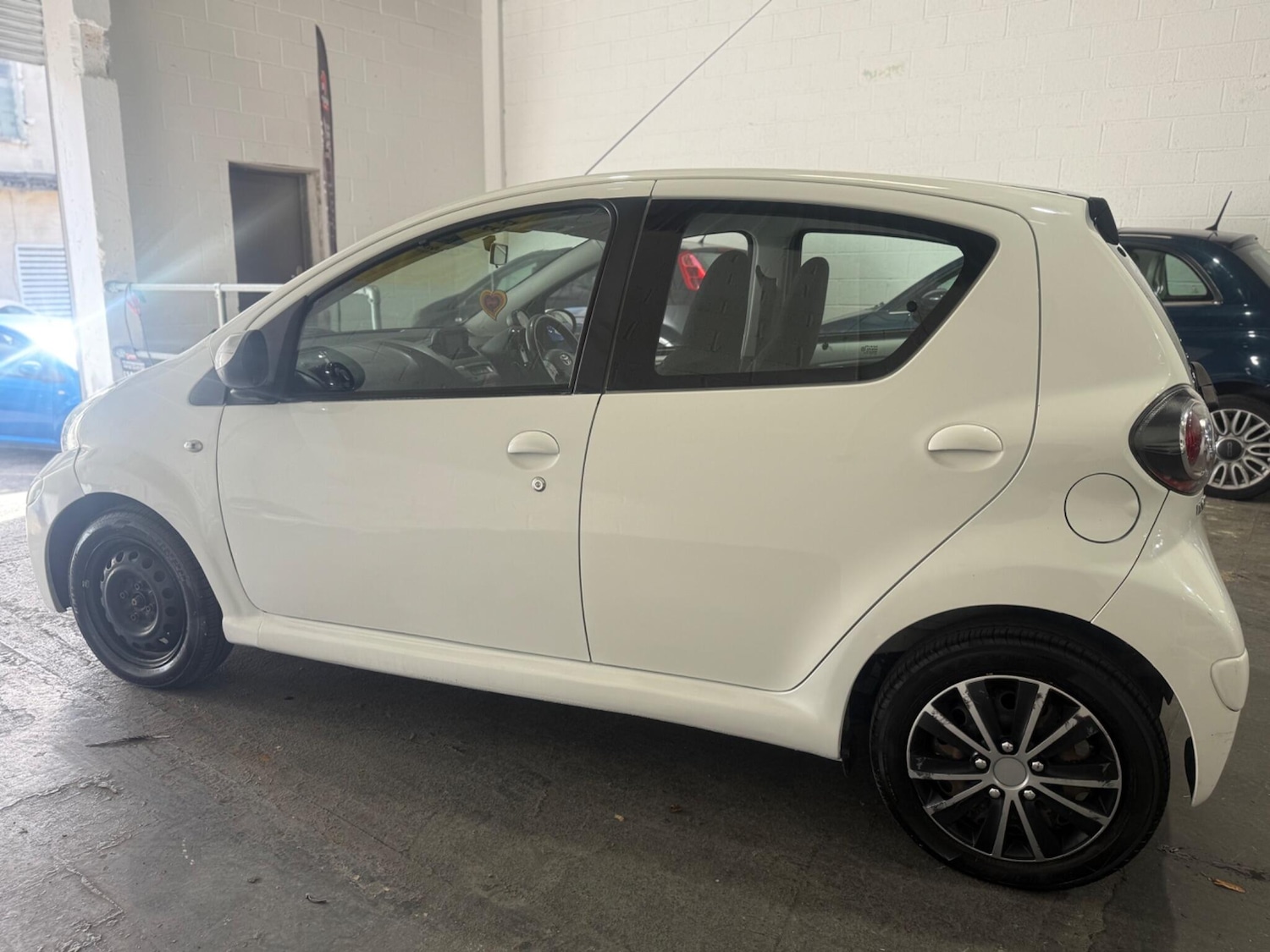 Used Toyota AYGO 2014 for sale - 76043180: Photo 8