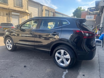 Used Nissan Qashqai 2017 for sale - 79483760: Photo