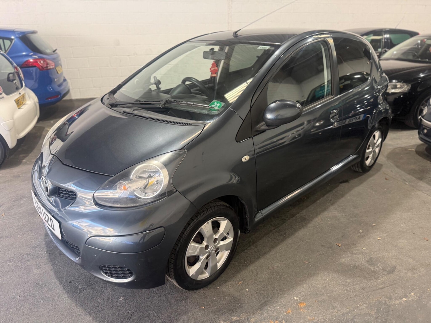 Used Toyota AYGO 2011 for sale - 76071602: Photo 10