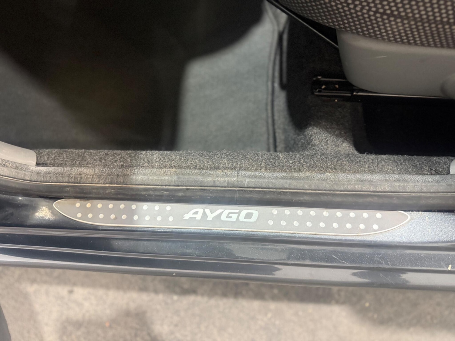 Used Toyota AYGO 2011 for sale - 76071602: Photo 14