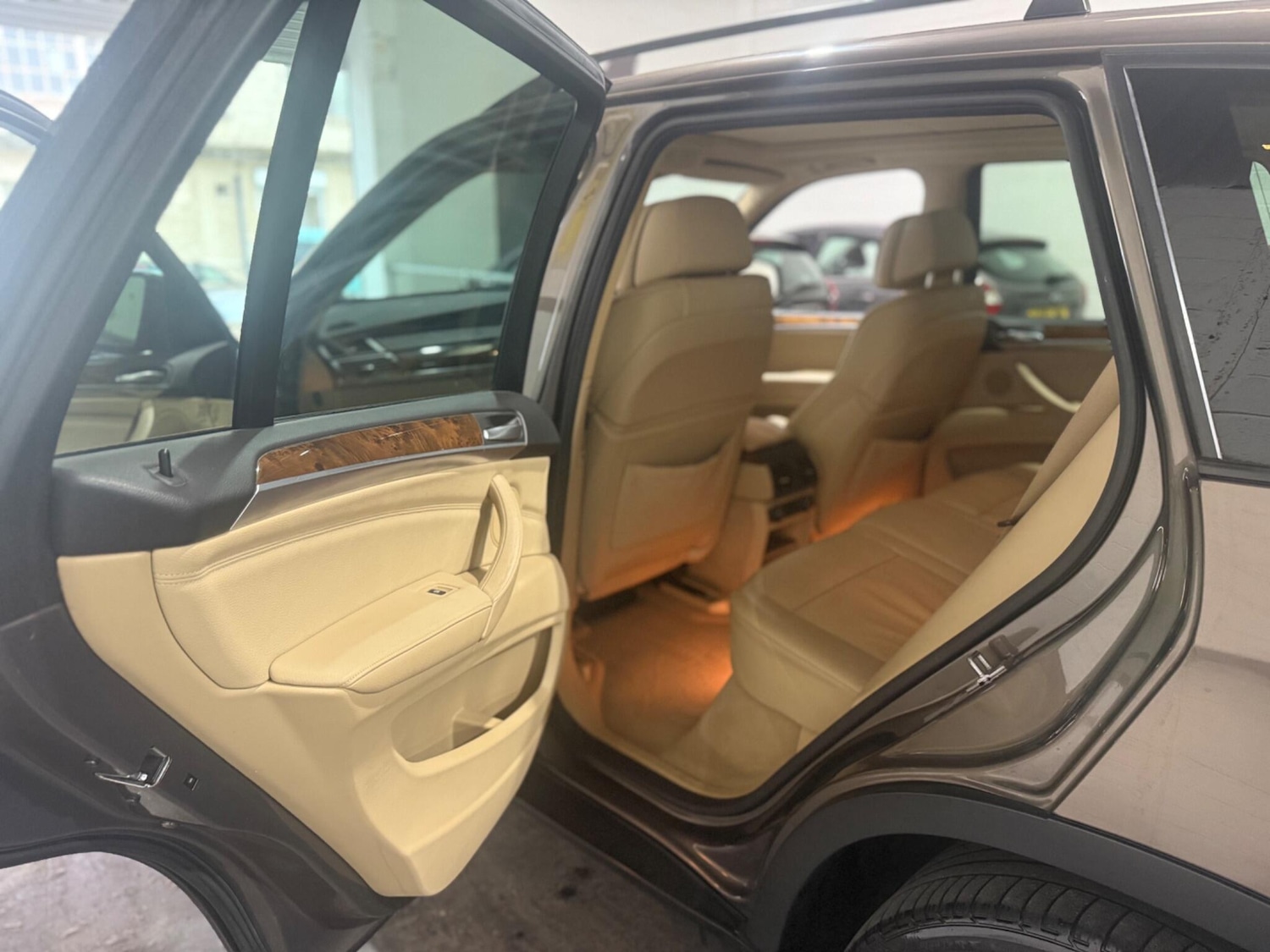 Used BMW X5 2010 for sale - 76472159: Photo 32