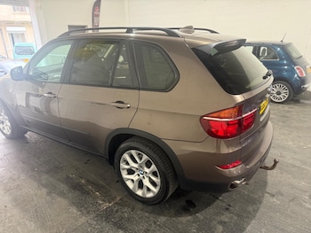 Used BMW X5 2010 for sale - 76472159: Photo
