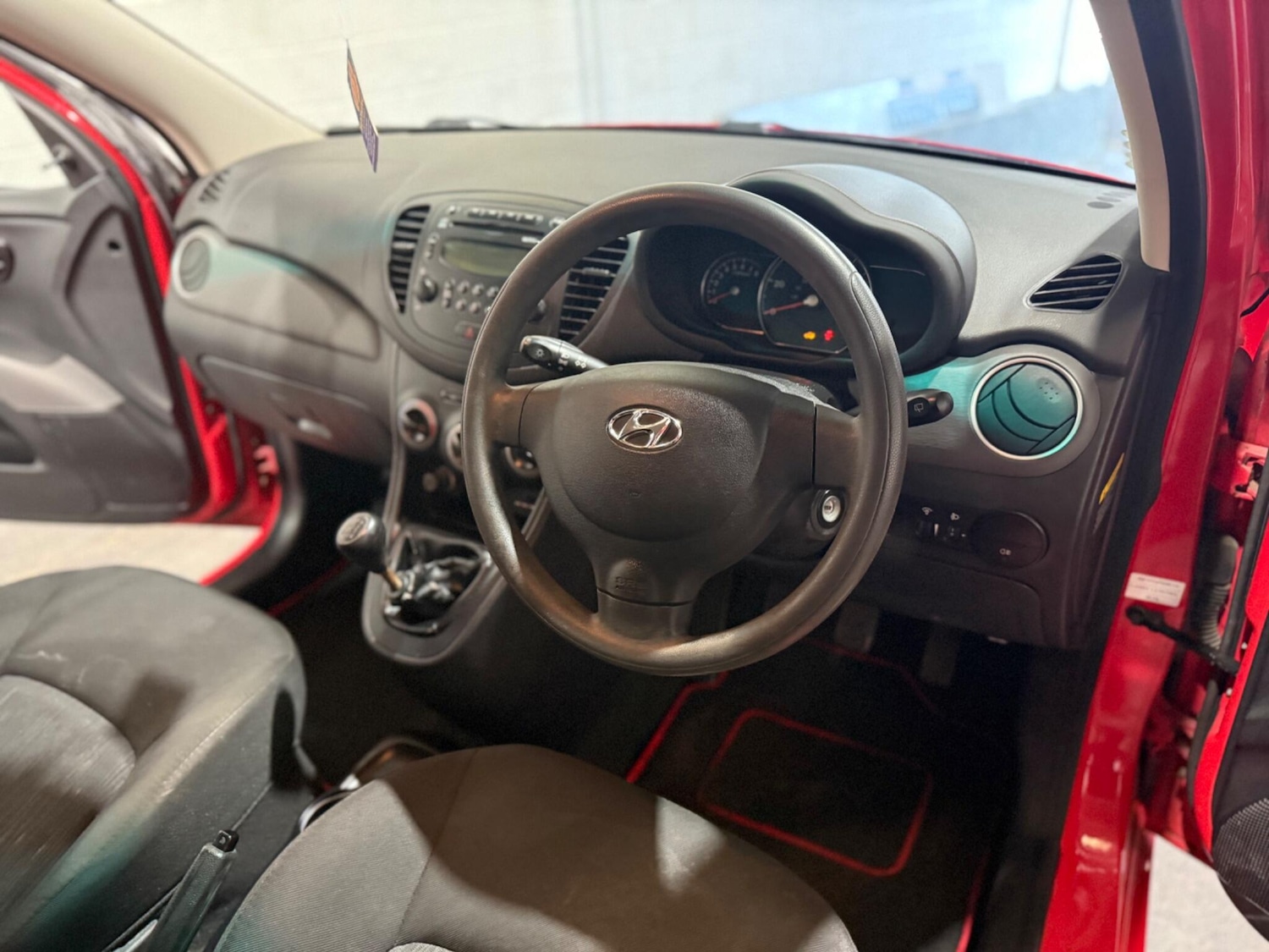 Used Hyundai i10 2012 for sale - 76658357: Photo 33