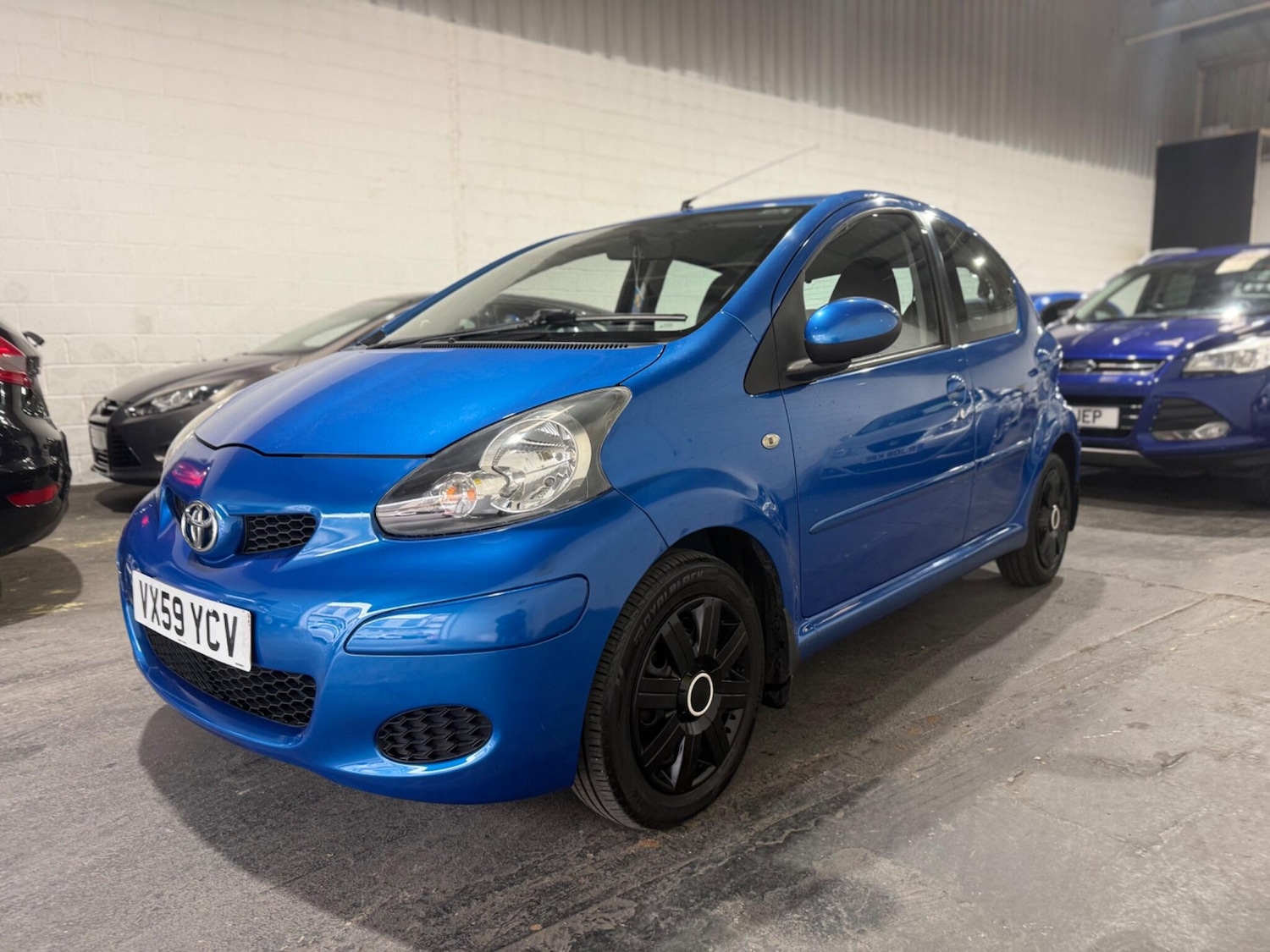 Used Toyota AYGO 2009 for sale - 76359872: Photo 6