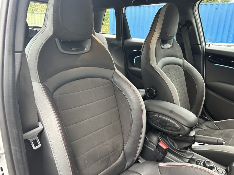 Used MINI Hatch 2023 for sale - 76981274: Photo 11