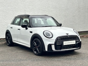Used MINI Hatch 2023 for sale - 76981274: Photo