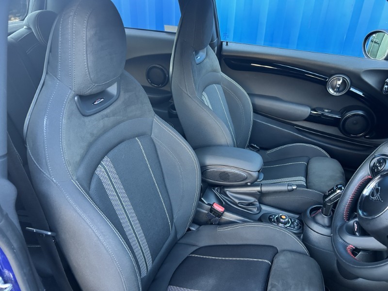 Used MINI Hatch 2019 for sale - 77554982: Photo 11