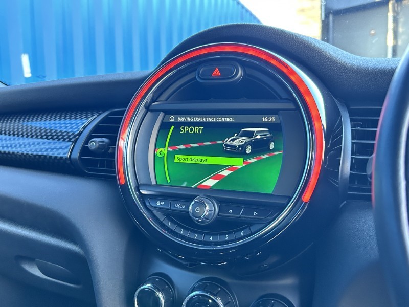 Used MINI Hatch 2019 for sale - 77554982: Photo 18