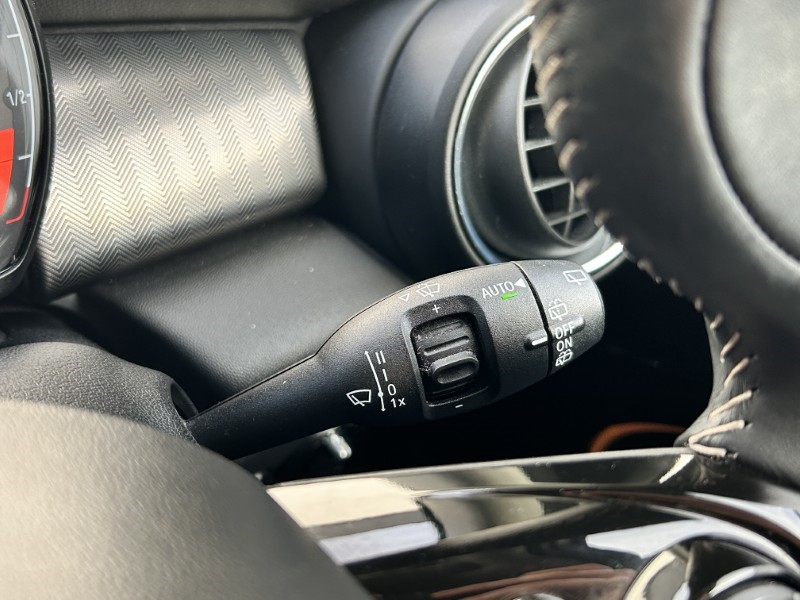 Used MINI Hatch 2019 for sale - 76981852: Photo 19