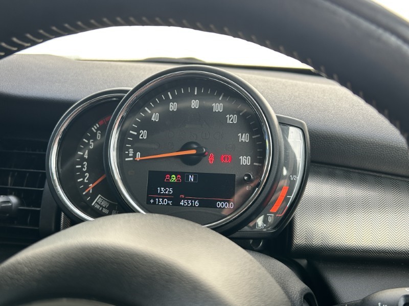 Used MINI Hatch 2019 for sale - 76981852: Photo 9