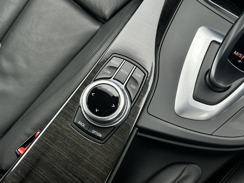 Used BMW 3 Series 2018 for sale - 77570161: Photo 24