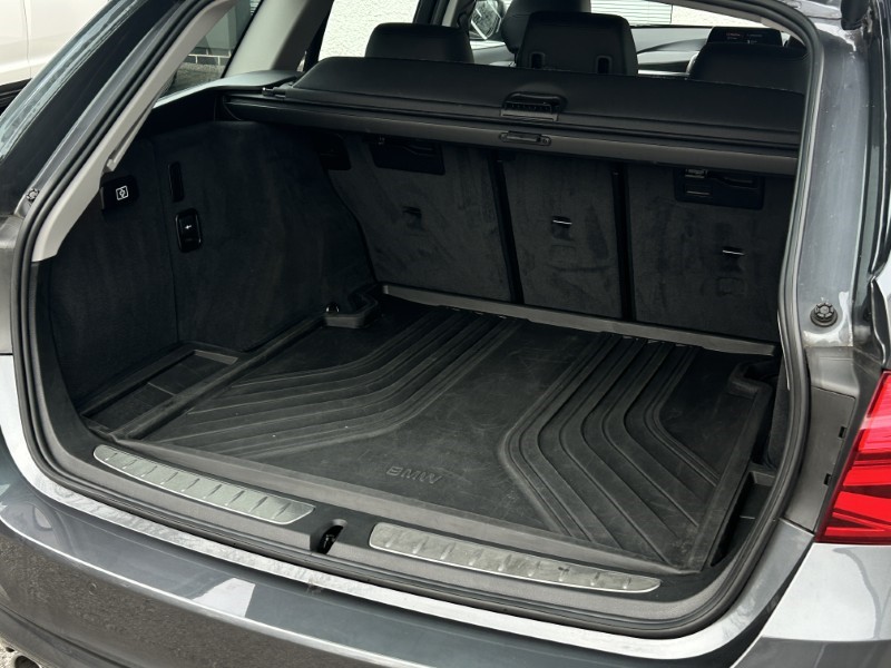 Used BMW 3 Series 2018 for sale - 77570161: Photo 33