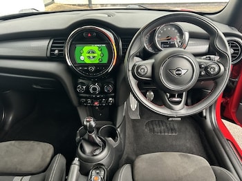 Used MINI Hatch 2020 for sale - 77399345: Photo