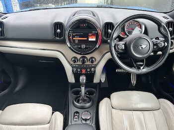 Used MINI Countryman 2018 for sale - 77300573: Photo