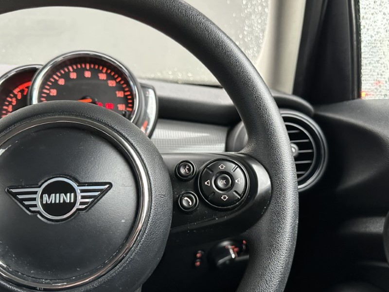 Used MINI Hatch 2018 for sale - 77285802: Photo 24