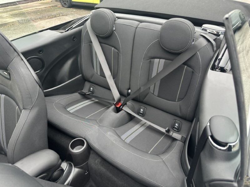 Used MINI Convertible 2023 for sale - 76981125: Photo 11