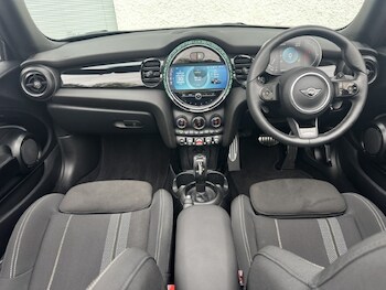 Used MINI Convertible 2023 for sale - 76981125: Photo