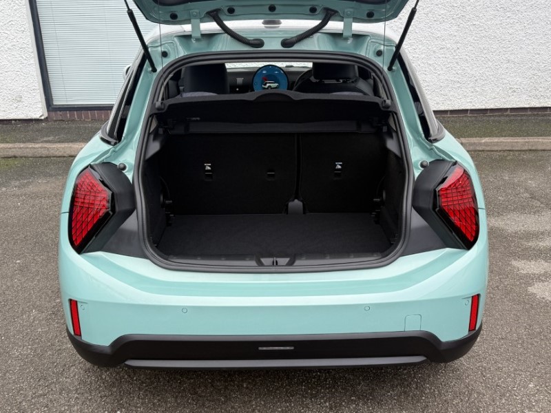 Used MINI Cooper 2024 for sale - 76982261: Photo 12