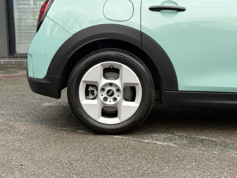 Used MINI Cooper 2024 for sale - 76982261: Photo 13