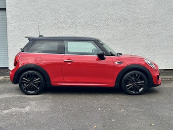 Used MINI Hatch 2020 for sale - 76981608: Photo