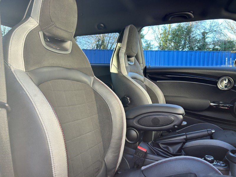 Used MINI Hatch 2023 for sale - 77106114: Photo 11