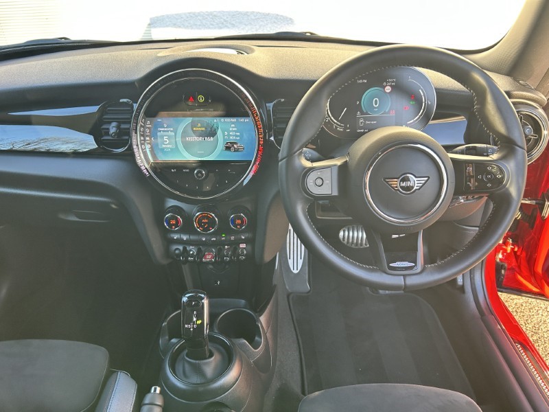 Used MINI Hatch 2023 for sale - 77106114: Photo 4