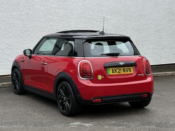 Used MINI Hatch 2021 for sale - 78618070: Photo