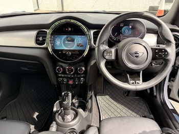 Used MINI Hatch 2024 for sale - 78744859: Photo