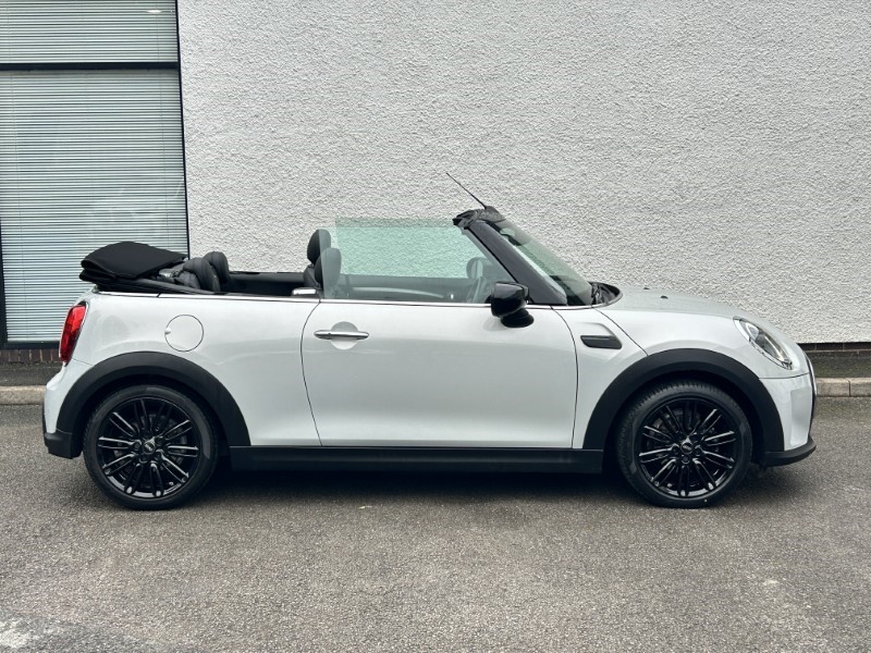 Used MINI Convertible 2022 for sale - 76980827: Photo 3