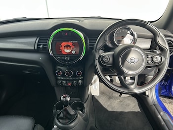 Used MINI Hatch 2019 for sale - 77848243: Photo