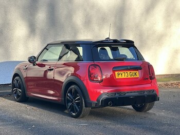 Used MINI Hatch 2023 for sale - 76982310: Photo