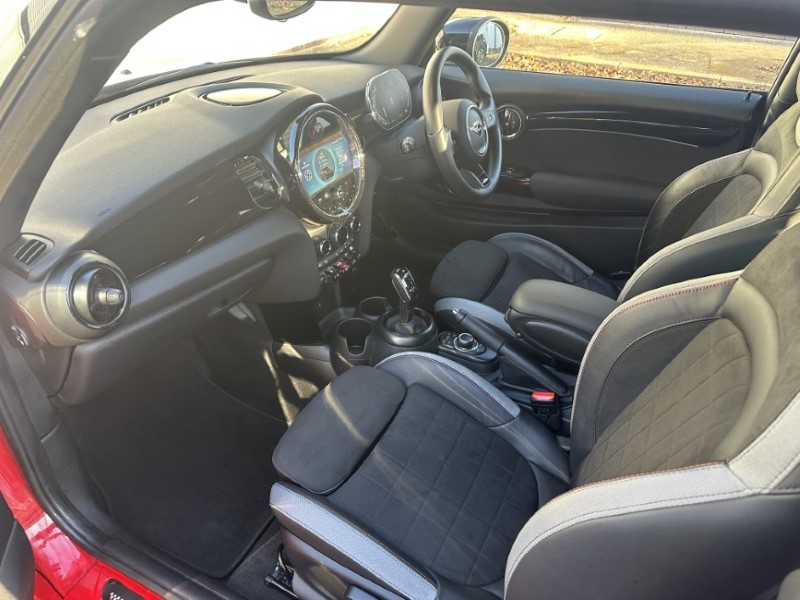 Used MINI Hatch 2023 for sale - 76982310: Photo 7