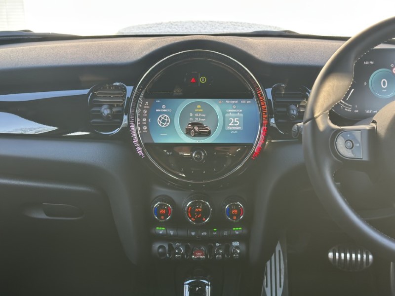 Used MINI Hatch 2023 for sale - 76982310: Photo 8