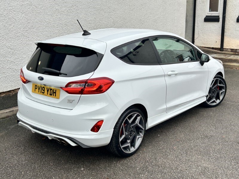 Used Ford Fiesta 2019 for sale - 76981840: Photo 34