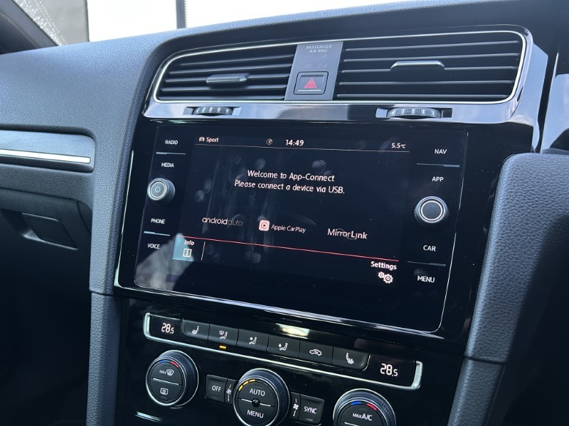 Used Volkswagen Golf 2018 for sale - 77248083: Photo 21