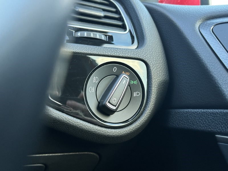 Used Volkswagen Golf 2018 for sale - 77248083: Photo 28