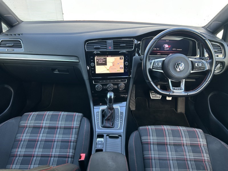 Used Volkswagen Golf 2018 for sale - 77248083: Photo 5