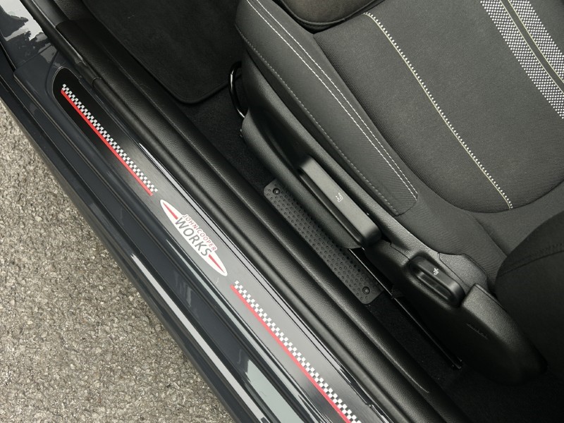 Used MINI Convertible 2020 for sale - 76981293: Photo 30