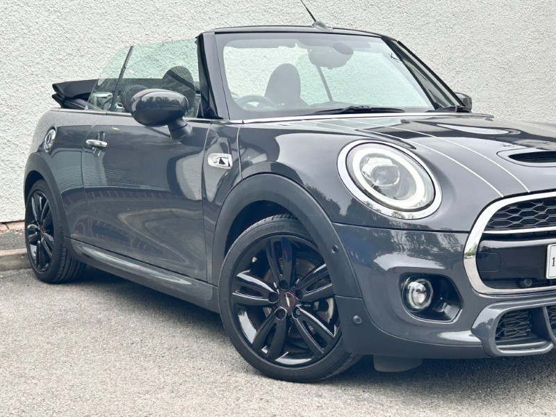 Used MINI Convertible 2020 for sale - 76981293: Photo 33