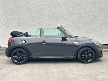 Used MINI Convertible 2020 for sale - 76981293: Photo