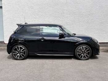 Used MINI Cooper 2024 for sale - 78857988: Photo