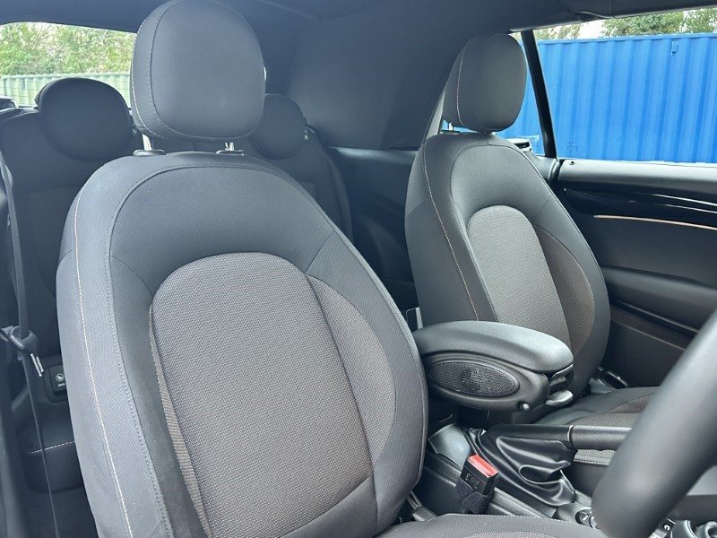 Used MINI Convertible 2024 for sale - 76982186: Photo 11