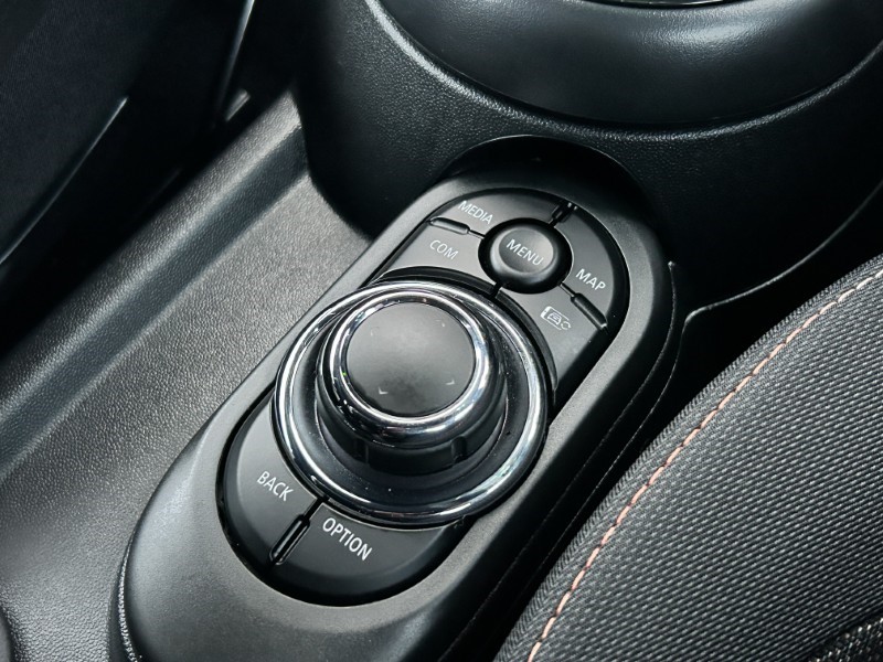 Used MINI Convertible 2024 for sale - 76982186: Photo 27